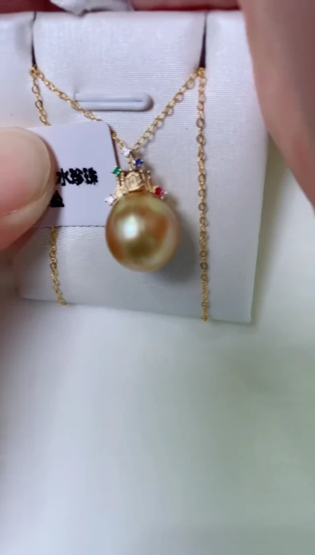 18K金镶嵌LL海水珍珠珍珠吊坠@@p0593