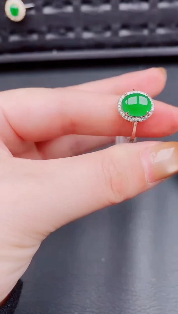 【闪购商品】翡翠戒指银S925镶嵌天然a货翡翠401