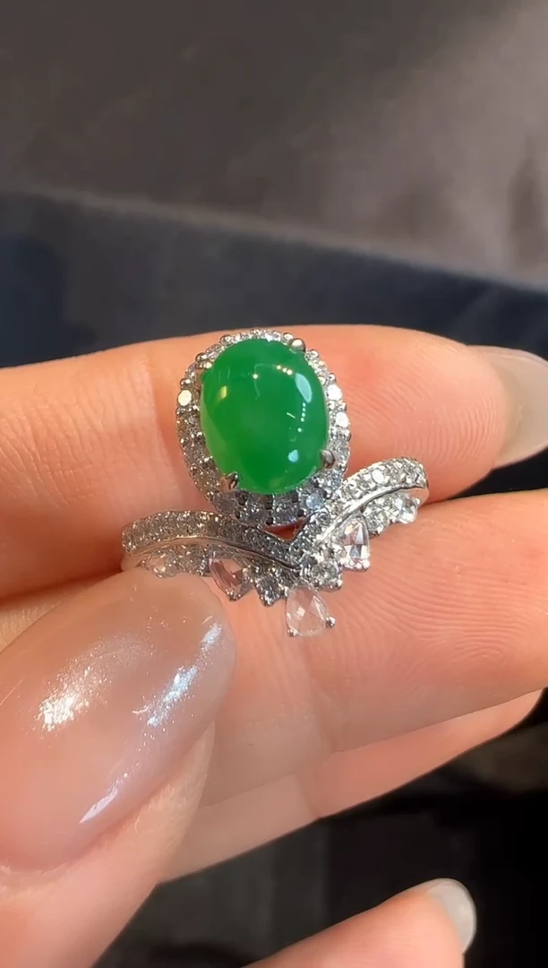 18K金镶嵌戒指翡翠AL6戒指