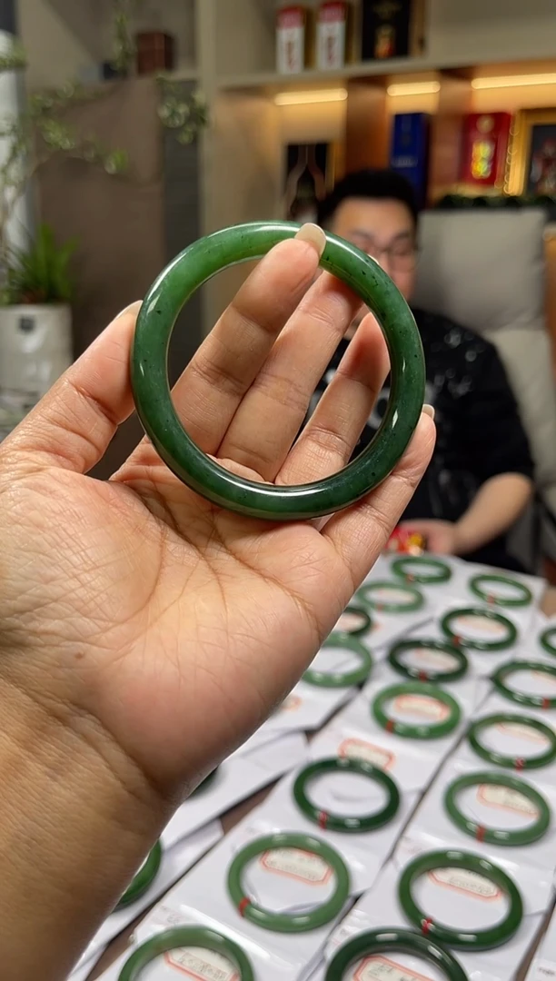 颈饰未镶嵌和田玉雨*福利手镯18