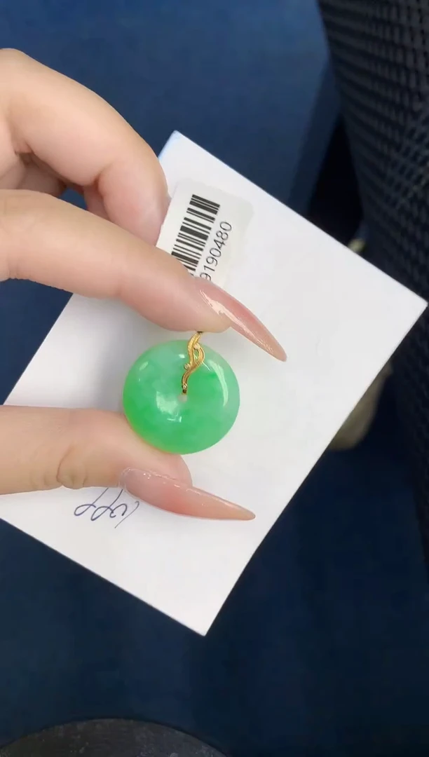 【闪购商品】翡翠颈饰18K金镶嵌000000000