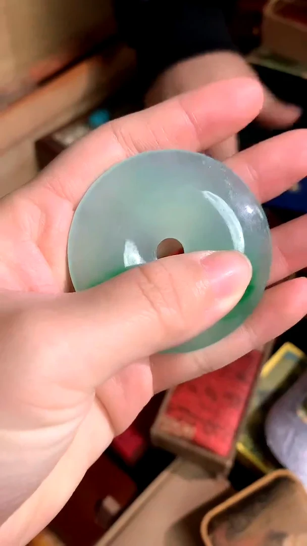 【闪购商品】翡翠吊坠(赠链)未镶嵌德诚精品专属摆件