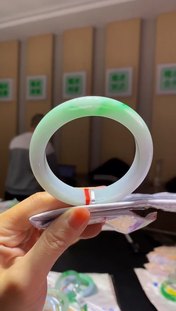 未镶嵌手镯翡翠-Q165 圈口56.5