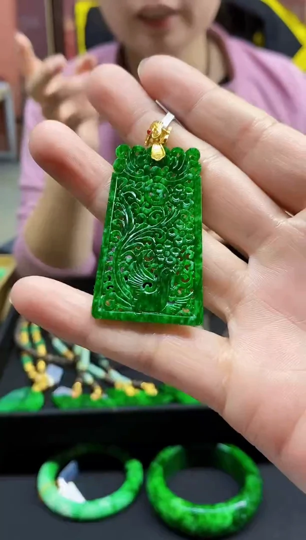 颈饰未镶嵌翡翠翡翠吊坠