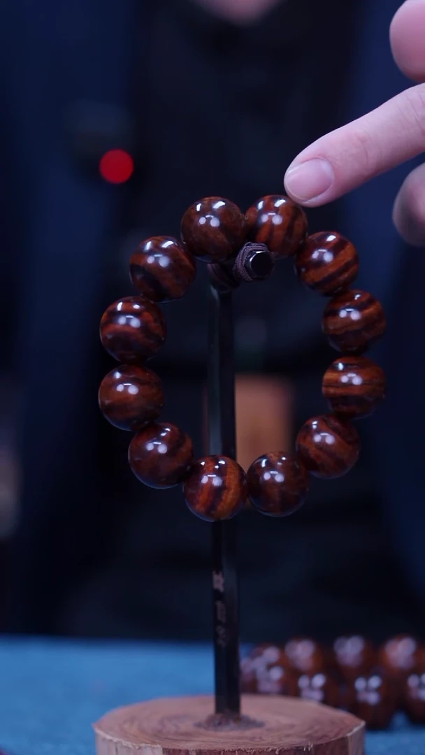 黄花梨/降香黄檀海南黄花梨大黑线虎皮纹2.0手串（218）