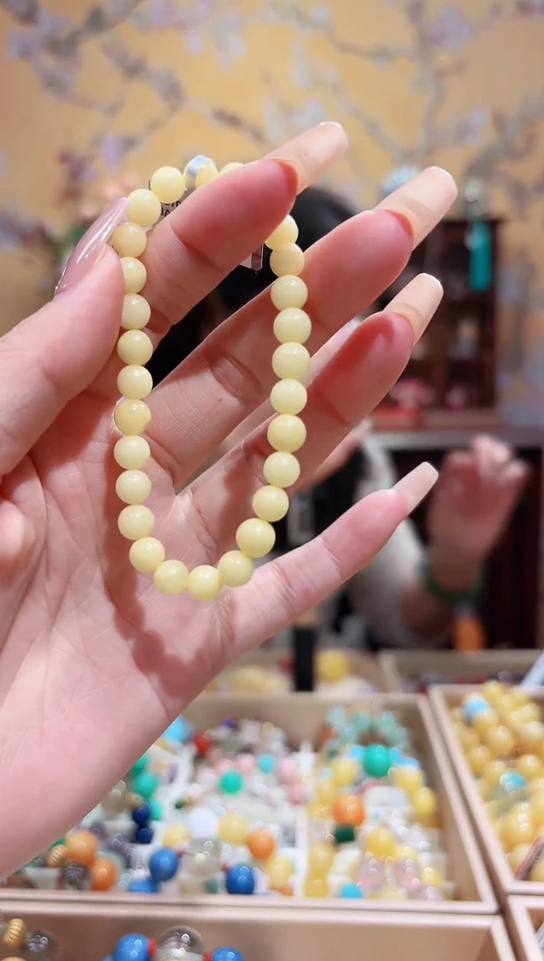 手串蜜蜡未镶嵌设计款珠串