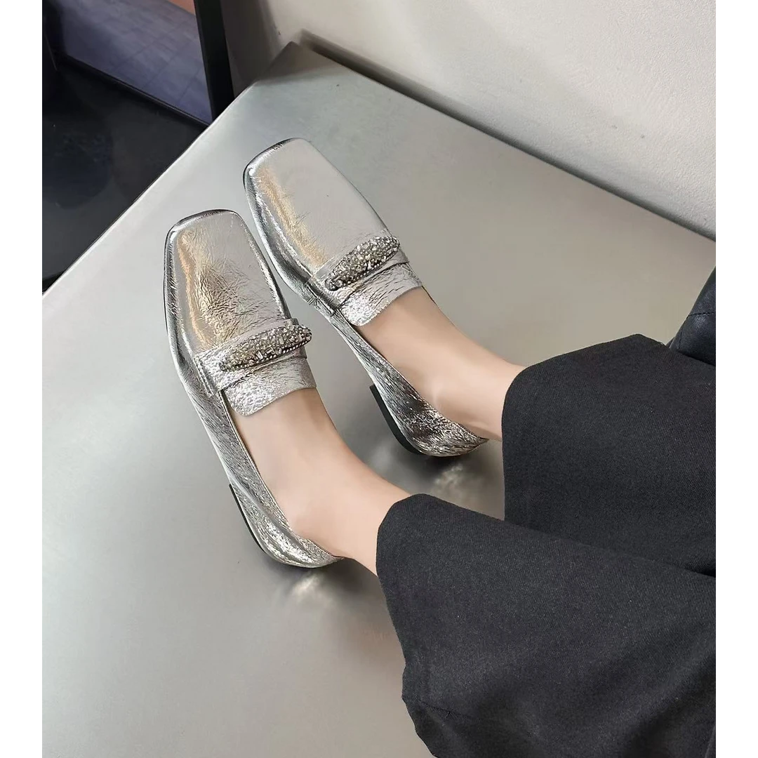 美丽家欧货春款亮钻银色时尚小皮鞋