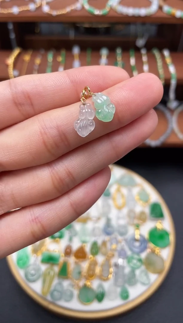 【闪购商品】翡翠吊坠(不含链)18K金镶嵌2个  JK479