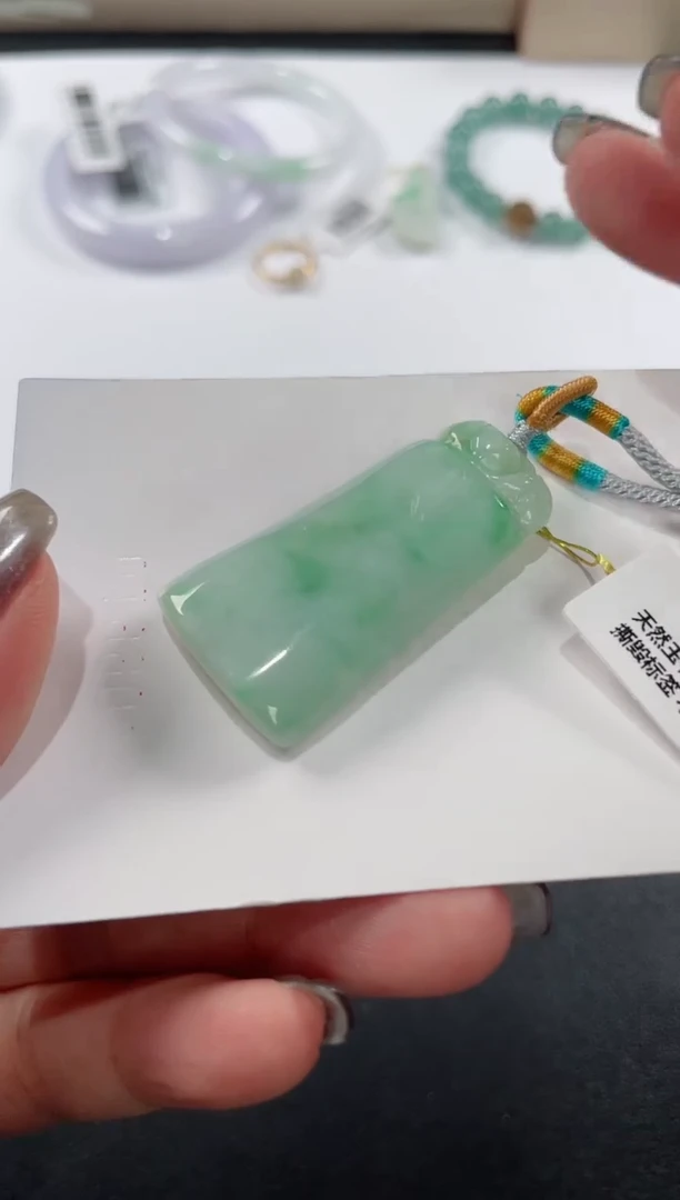 颈饰未镶嵌翡翠基地发货H7989
