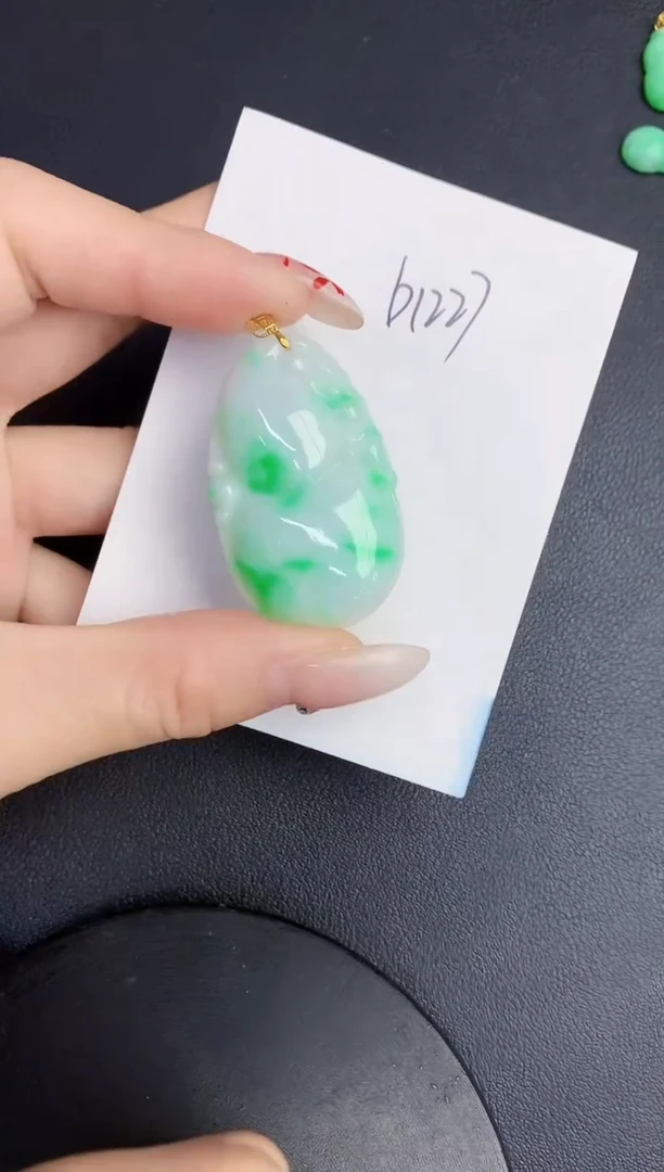 【闪购商品】翡翠颈饰18K金镶嵌0000000000