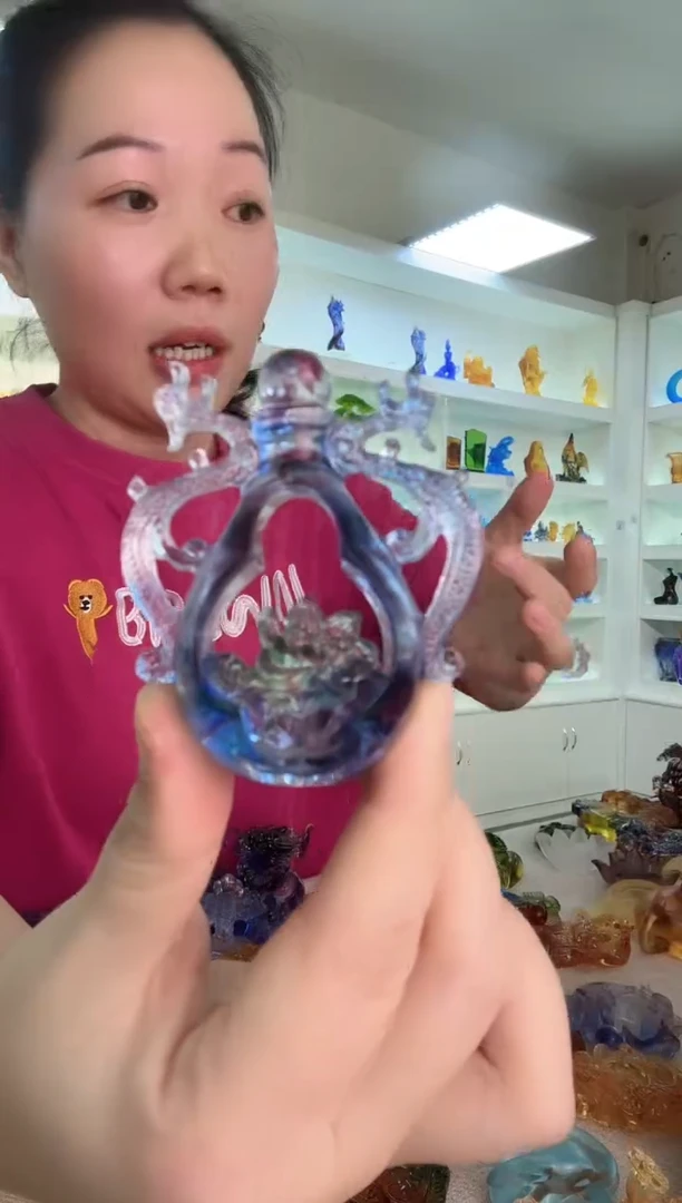 手工艺品琉璃蓝紫色