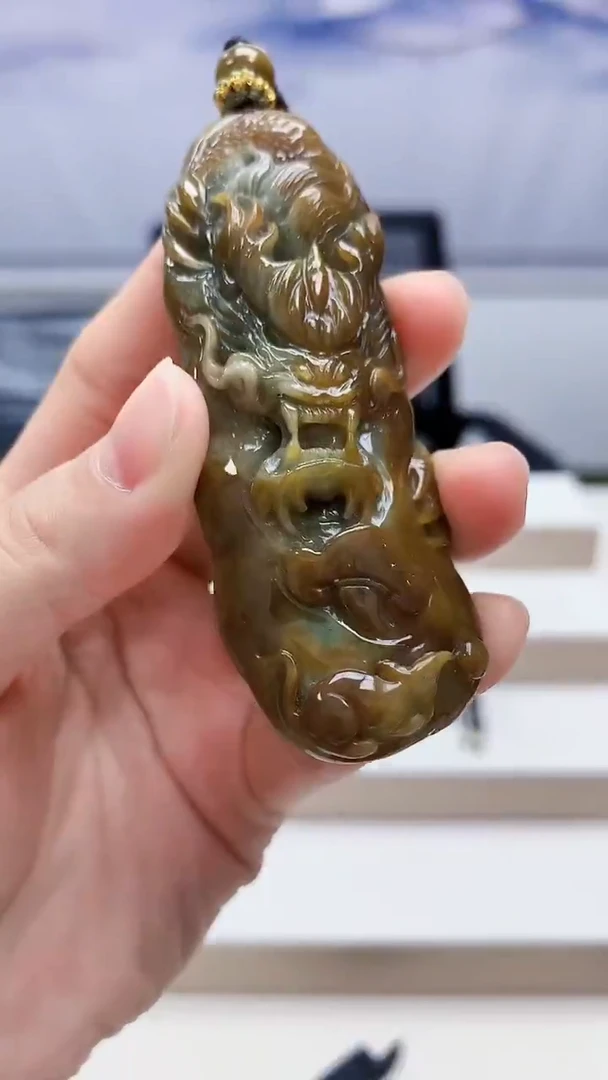 未镶嵌定制翡翠5028lr-毛货挂件248