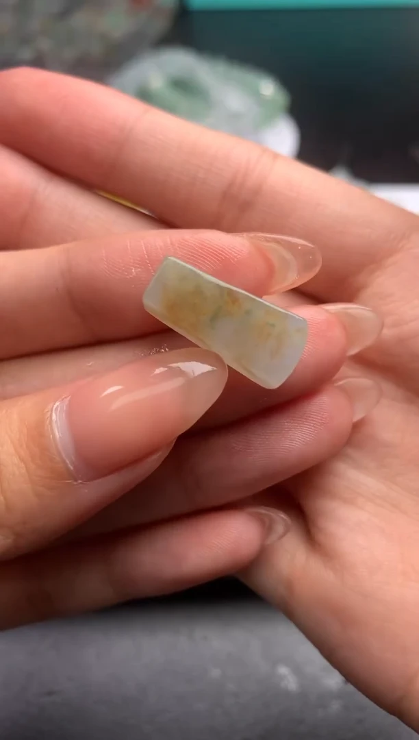 【闪购商品】定制翡翠未镶嵌毛货