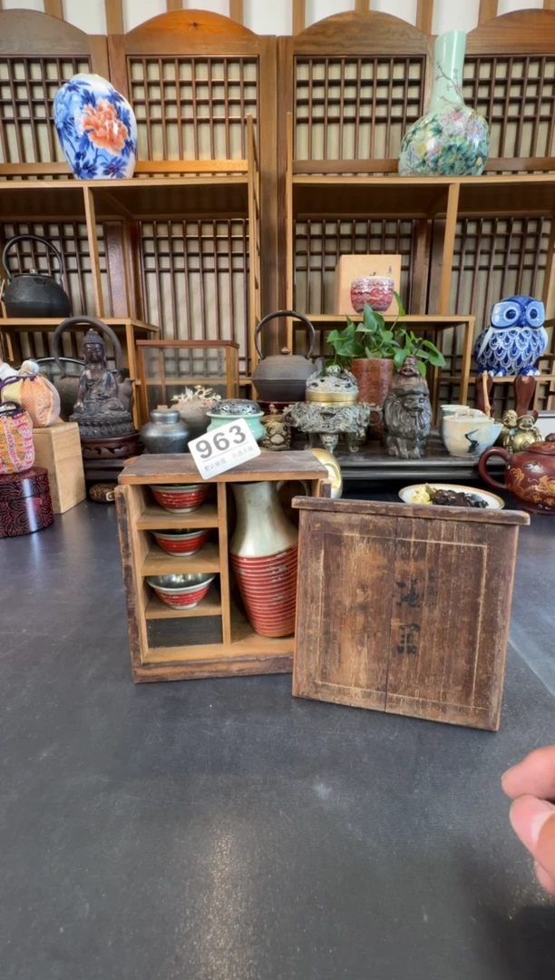 摆件  注意：回流商品，默认有瑕，不退不换。