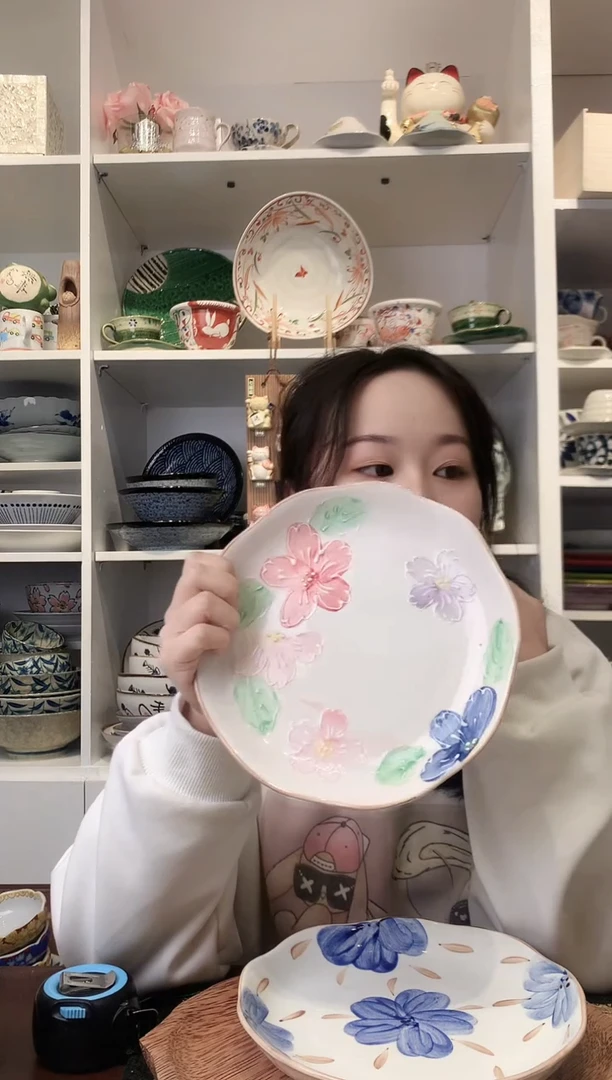 陶瓷美浓烧花卉圆盘19.5cm