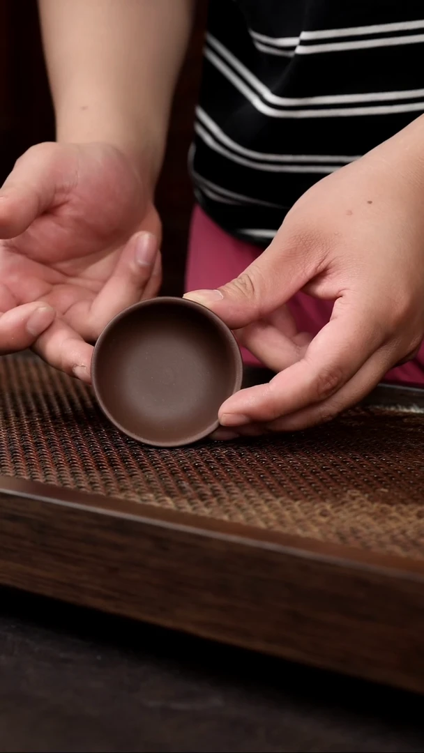 茶壶紫砂紫泥小圆杯两只