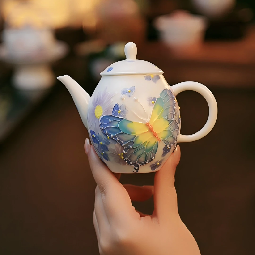 蝶影全手绘釉下彩堆绘油画风女士精致优雅陶瓷茶具美人壶(150ml)