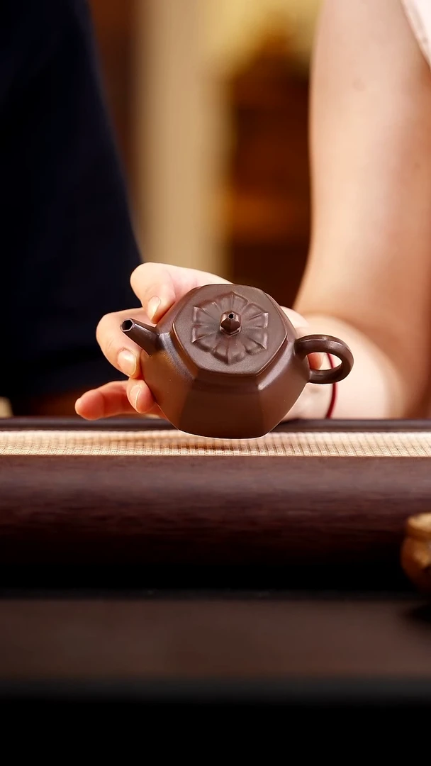 茶壶紫砂深井底槽清六方菱花
