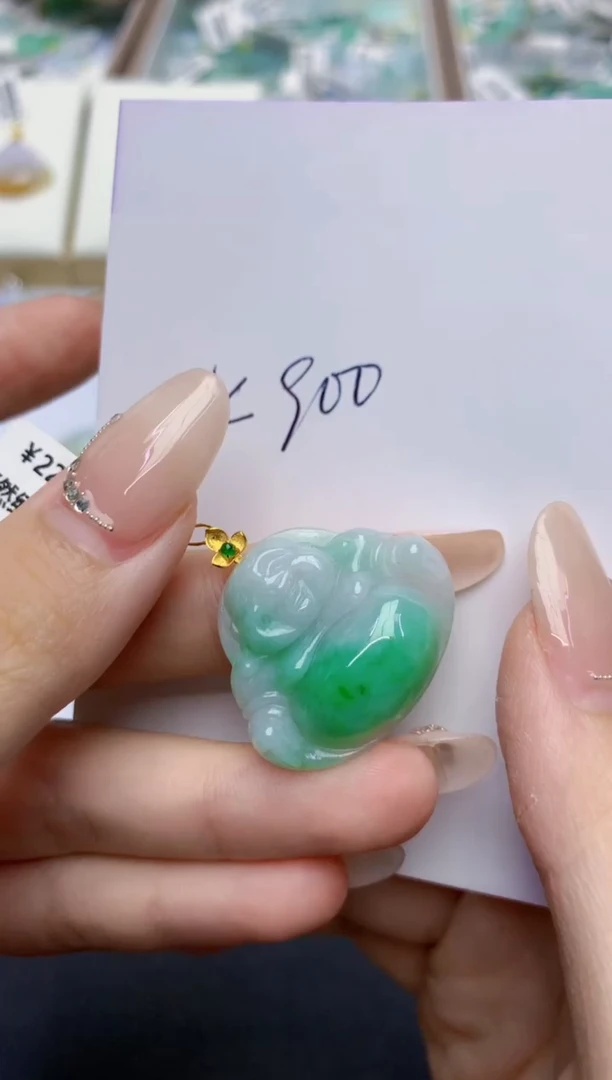 翡翠18K金镶嵌颈饰天然缅甸A货翡翠