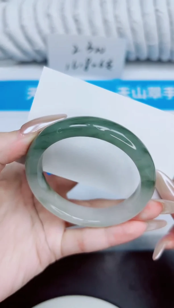 未镶嵌手镯石英质玉150/53