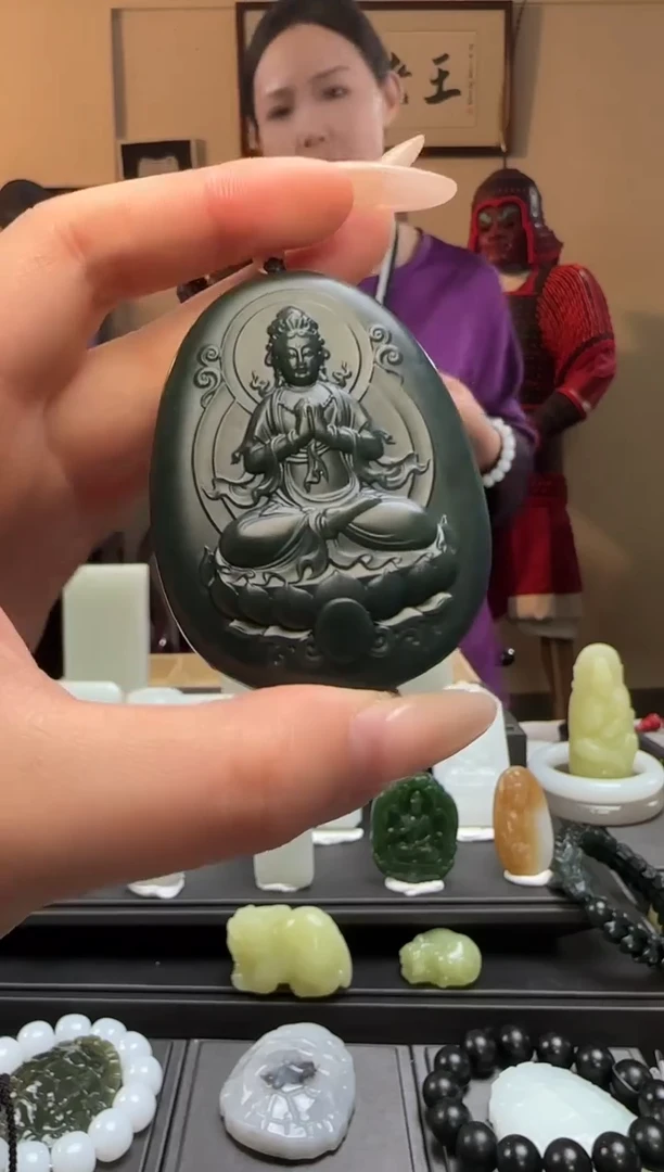 【闪购商品】和田玉青玉观音未镶嵌吊坠