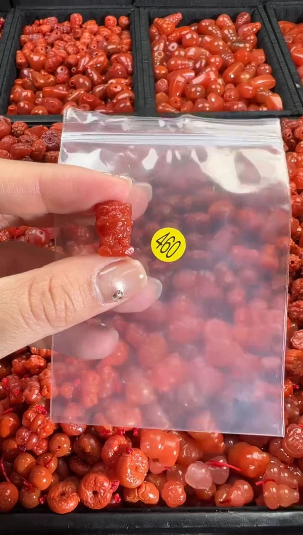 【闪购商品】南红玛瑙颈饰未镶嵌1