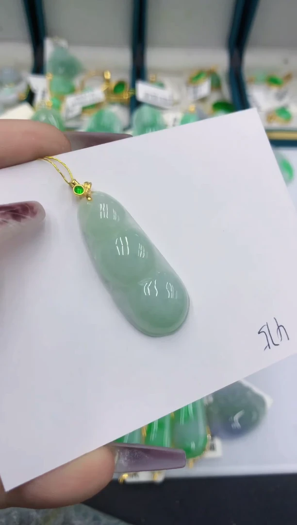 颈饰未镶嵌翡翠11111