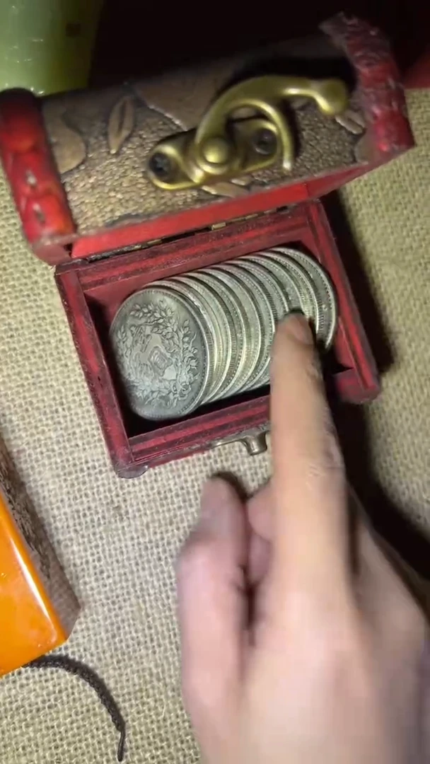 金属高端创意福利摆件