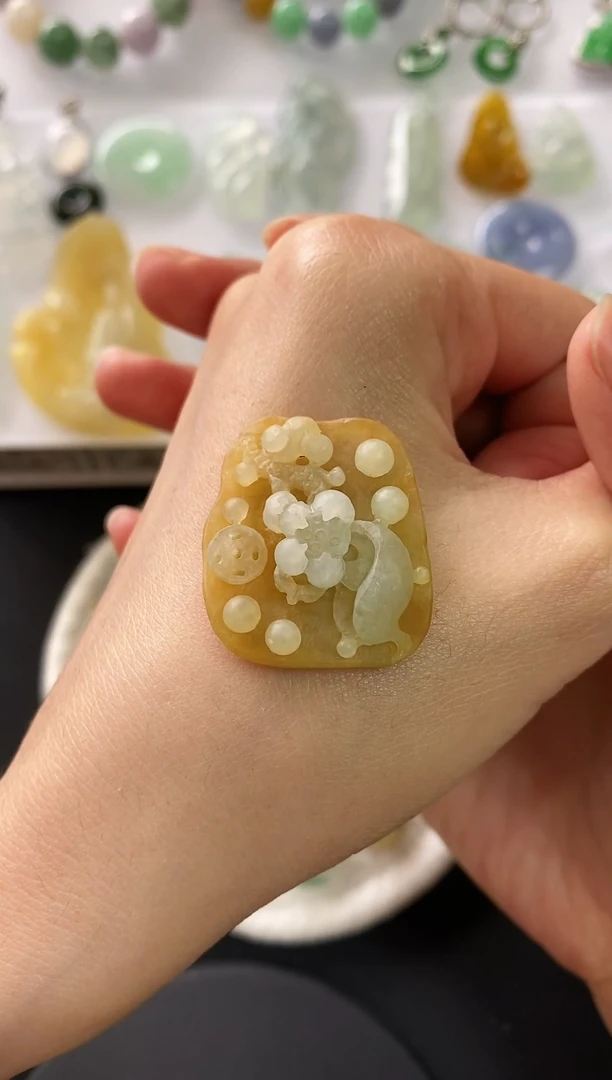 未镶嵌定制翡翠花花~