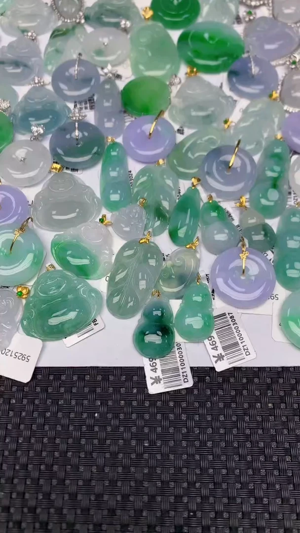 颈饰18K金镶嵌翡翠天然缅甸翡翠a货百元以上9元证书费自理