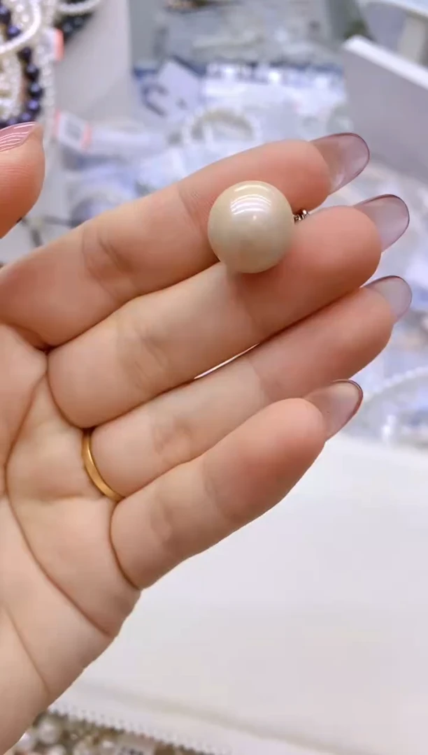 未镶嵌1淡水珍珠吊坠