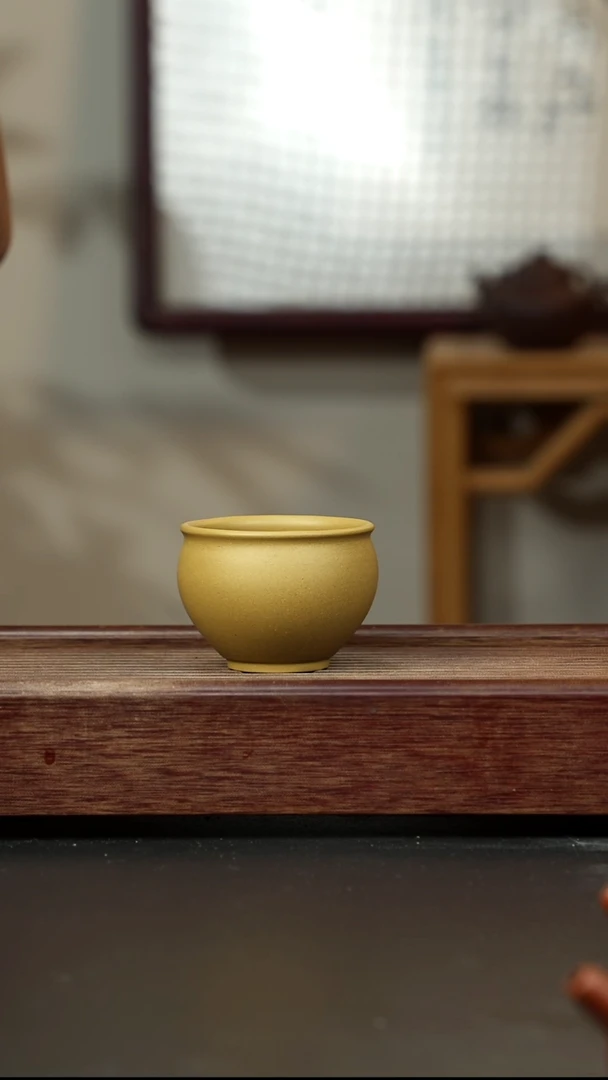 紫砂茶杯黄金段普洱杯