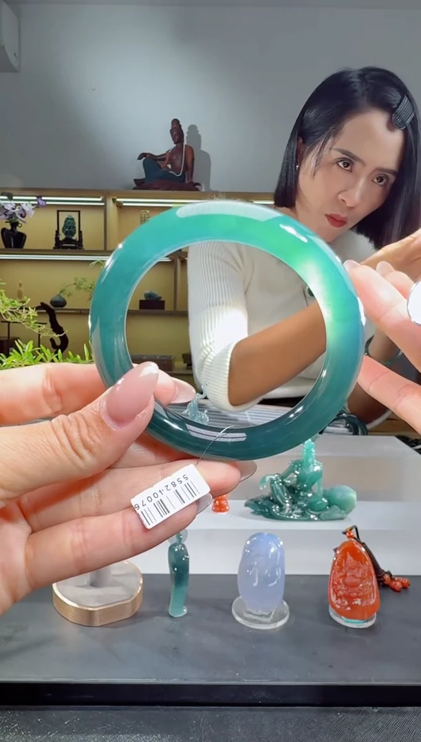 未镶嵌手镯翡翠55圈