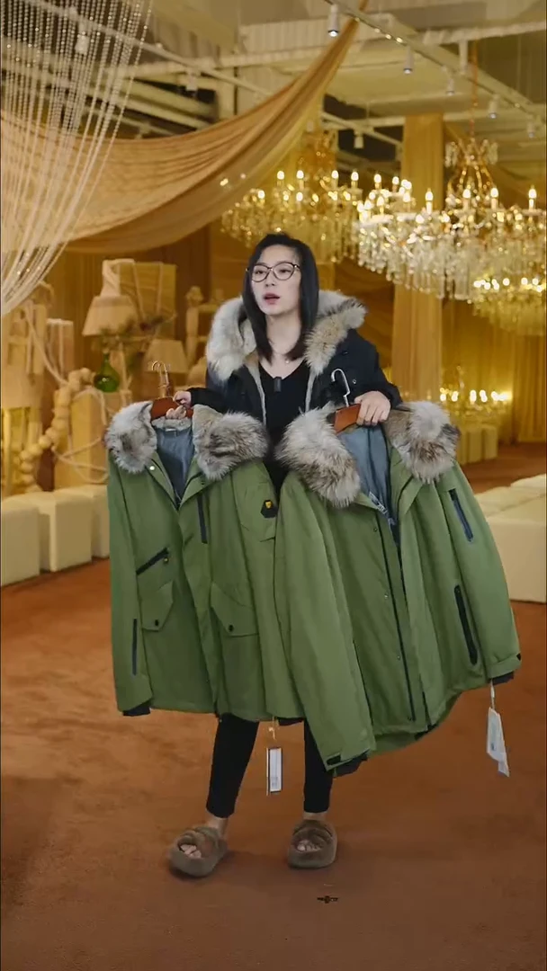 专柜清仓的派克服
