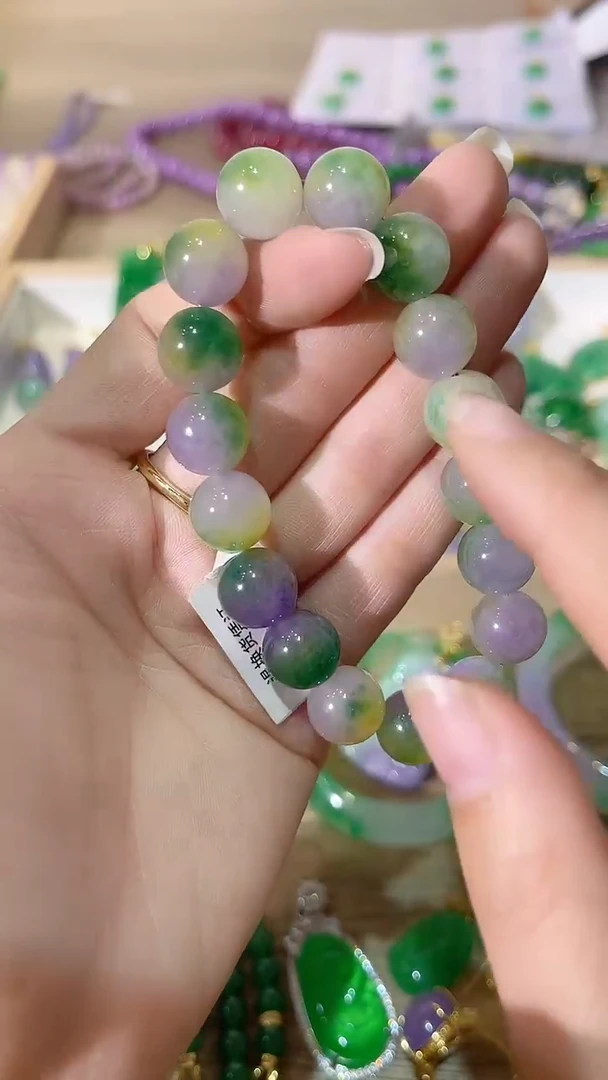 颈饰未镶嵌石英质玉所见即所得