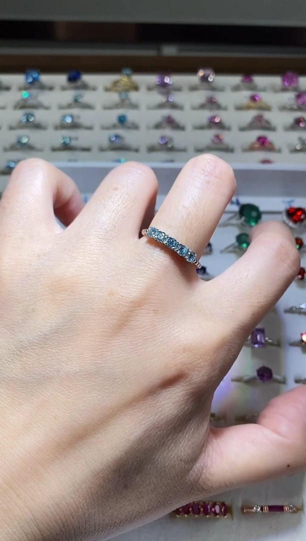 海蓝宝石戒指银S925镶嵌S925