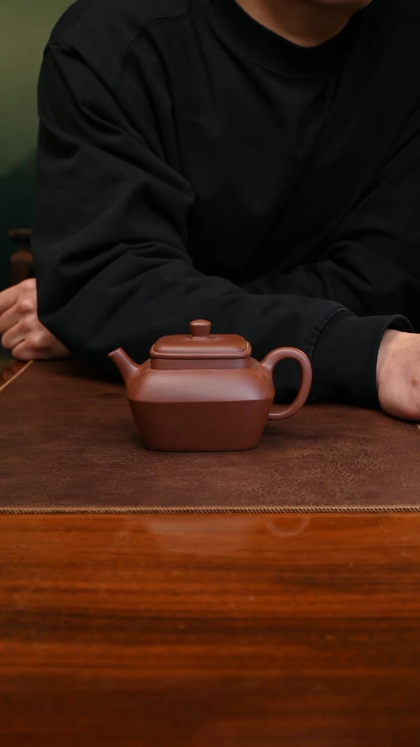 【闪购商品】紫砂茶壶合欢底槽青210cc