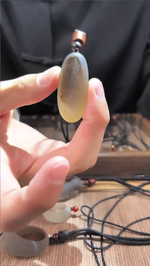 未镶嵌吊坠(赠链)水晶水晶