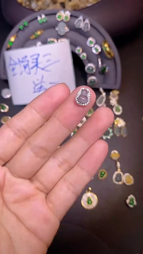 吊坠(不含链)银S925镶嵌翡翠1