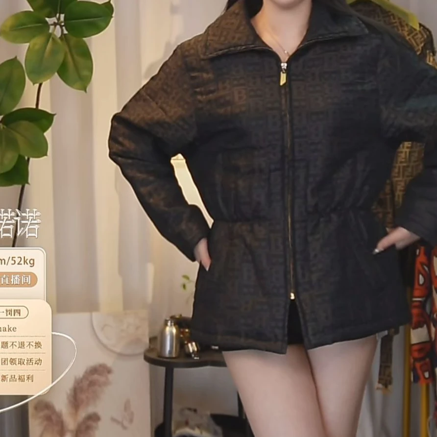 95新 BURBERRY/博柏利 巴宝莉方块棉服FY0546
