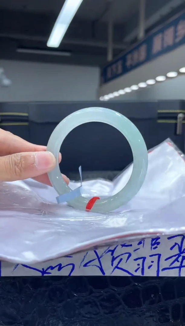 未镶嵌手镯翡翠11