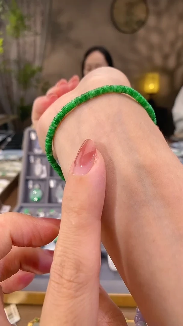 吊坠(不含链)未镶嵌翡翠手串