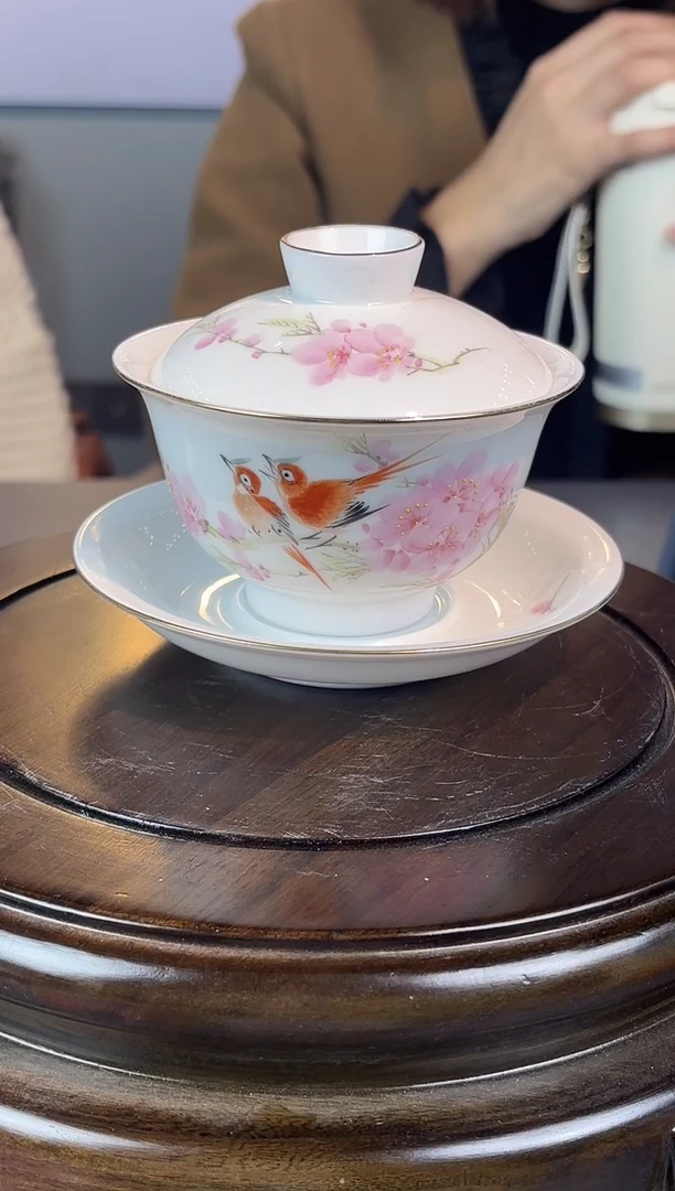 摆件瓷瓷立方-水点桃花-胡晶-08