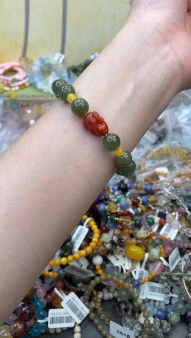 未镶嵌和田玉手饰109