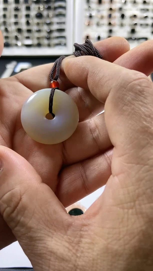 未镶嵌吊坠(不含链)玛瑙/玉髓平安扣