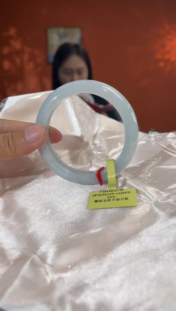 未镶嵌手镯翡翠3