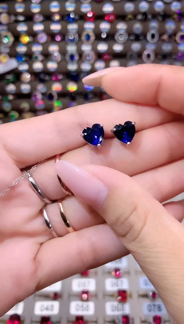 蓝宝石耳饰银S925镶嵌8白