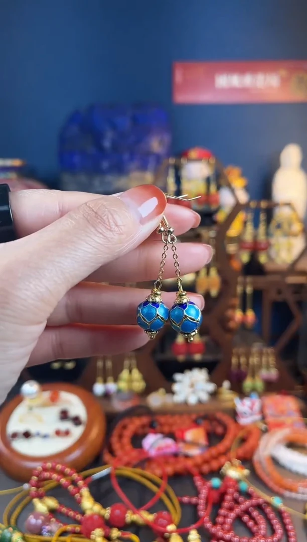 【闪购商品】蓝色莲花珐琅耳钩