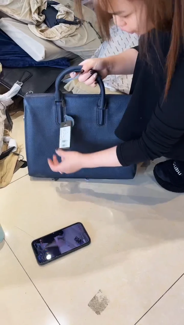 头层牛皮207品牌男包清货中(不要卡单，理性消费）