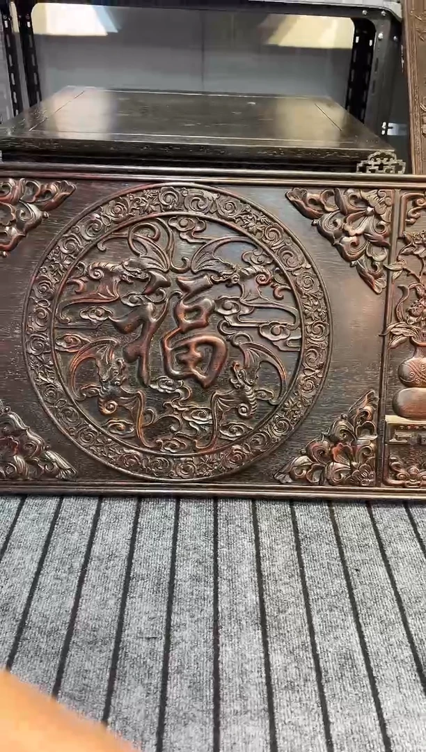 木龍**竞紫檀雕刻一物一拍